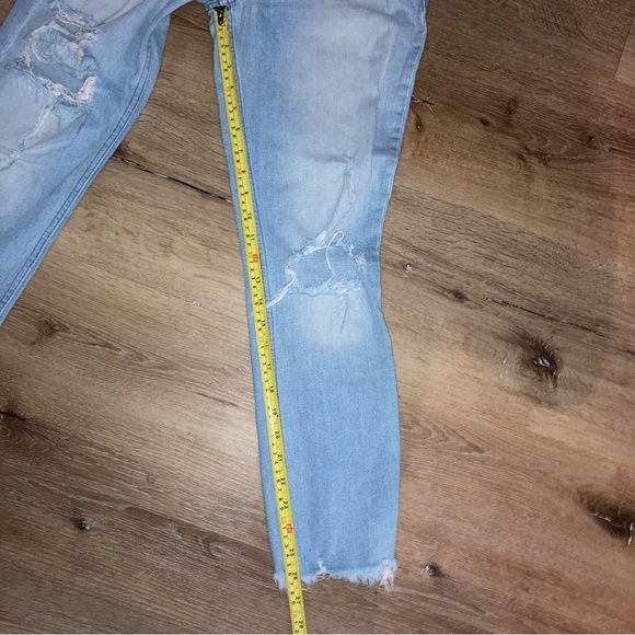Abercrombie & Fitch Women’s Jeans Simone high rise slim Size27 Ripped Light Wash - Picture 8 of 11